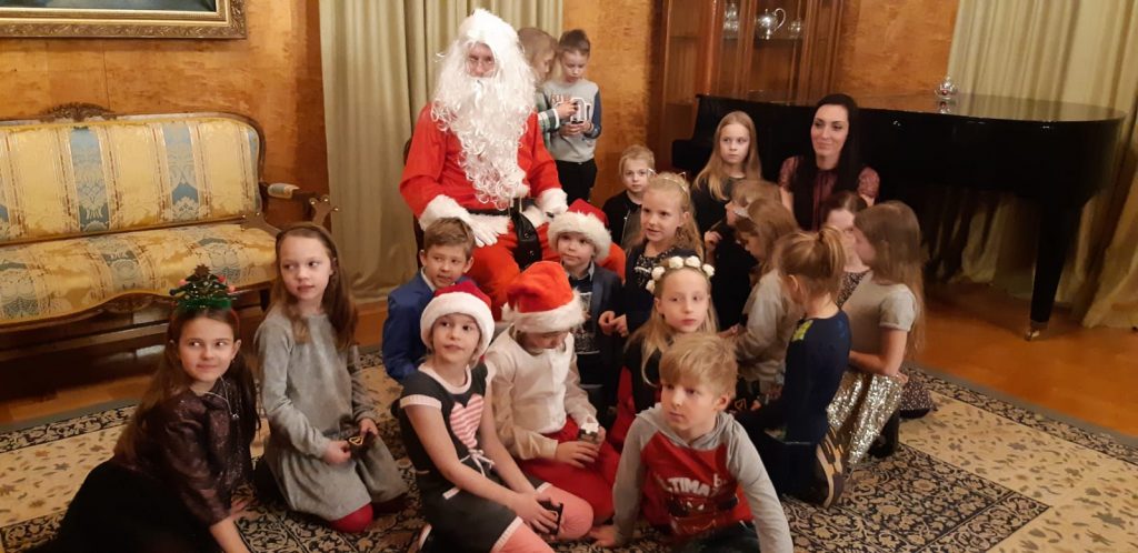 Spotkanie Mikołajkowe w Ambasadzie