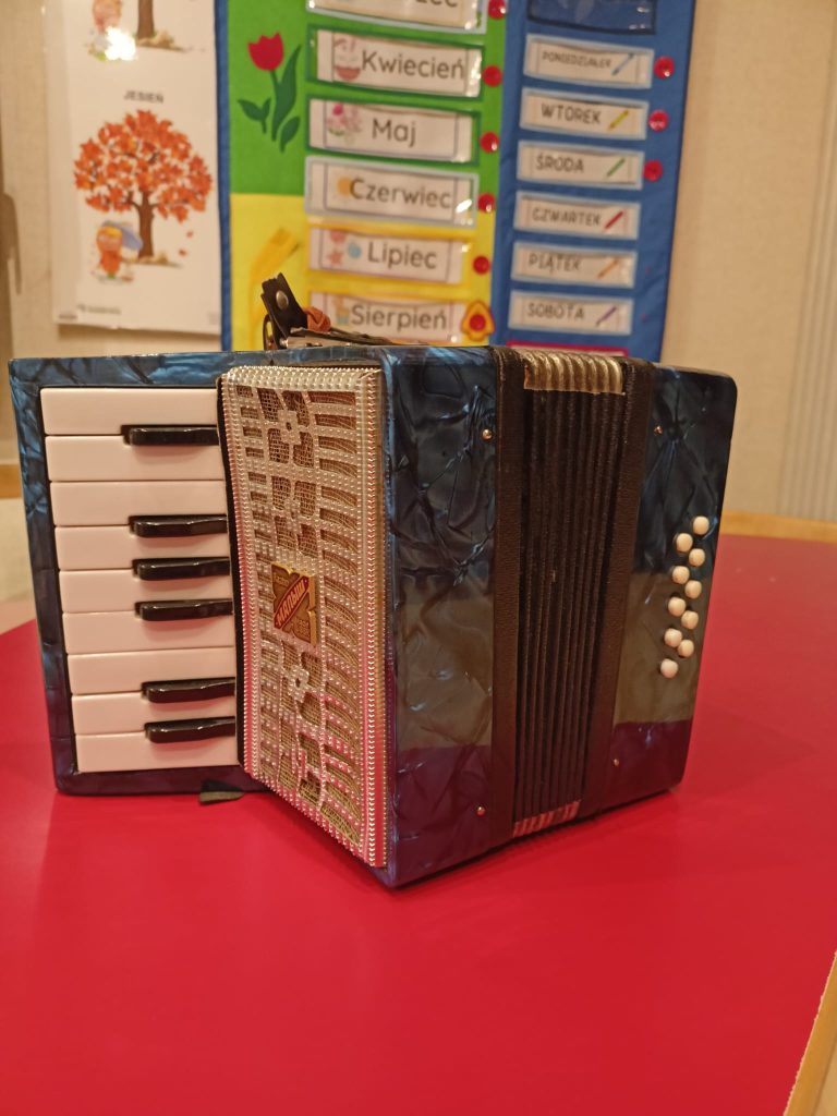 Poznawanie świata muzyki w przedszkolu