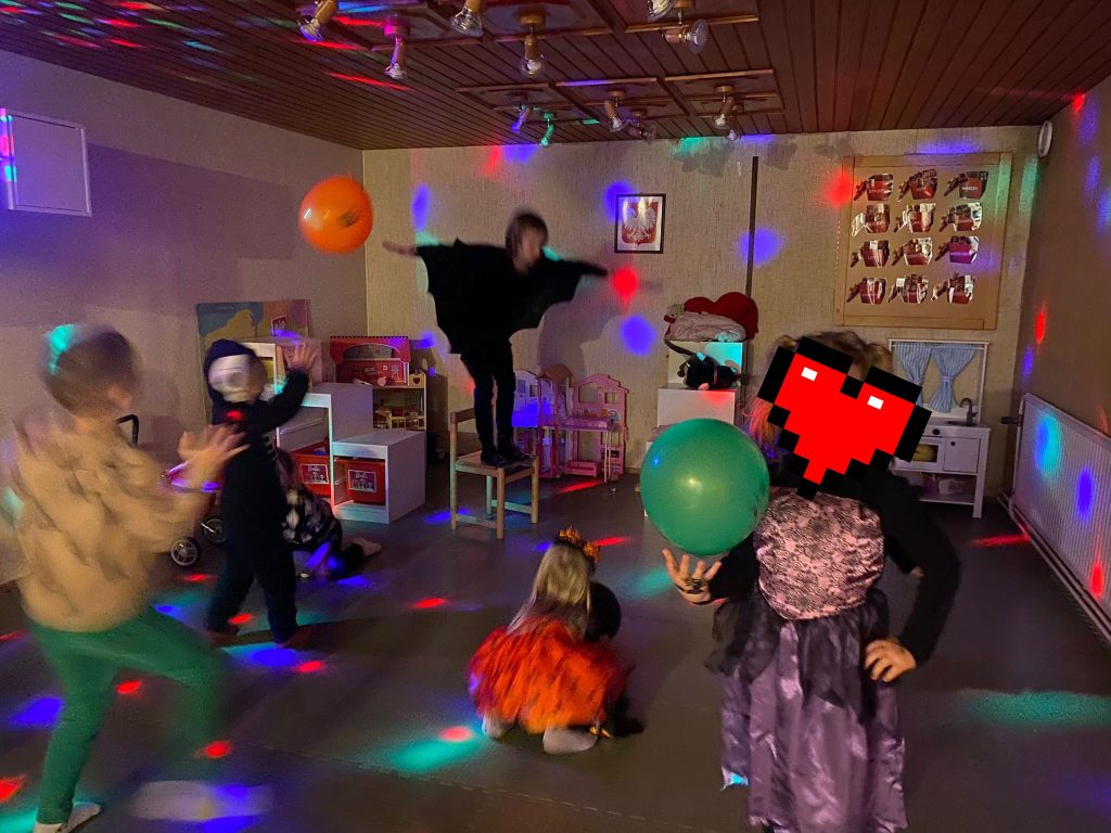 Halloweenowa dyskoteka w przedszkolu!