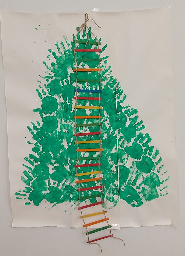 Orzełki kreatywnie poznają tradycje świąteczne!